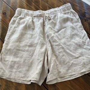 Lands' End Size L (14-16). 100% linen high rise pull-on Bermuda shorts natural